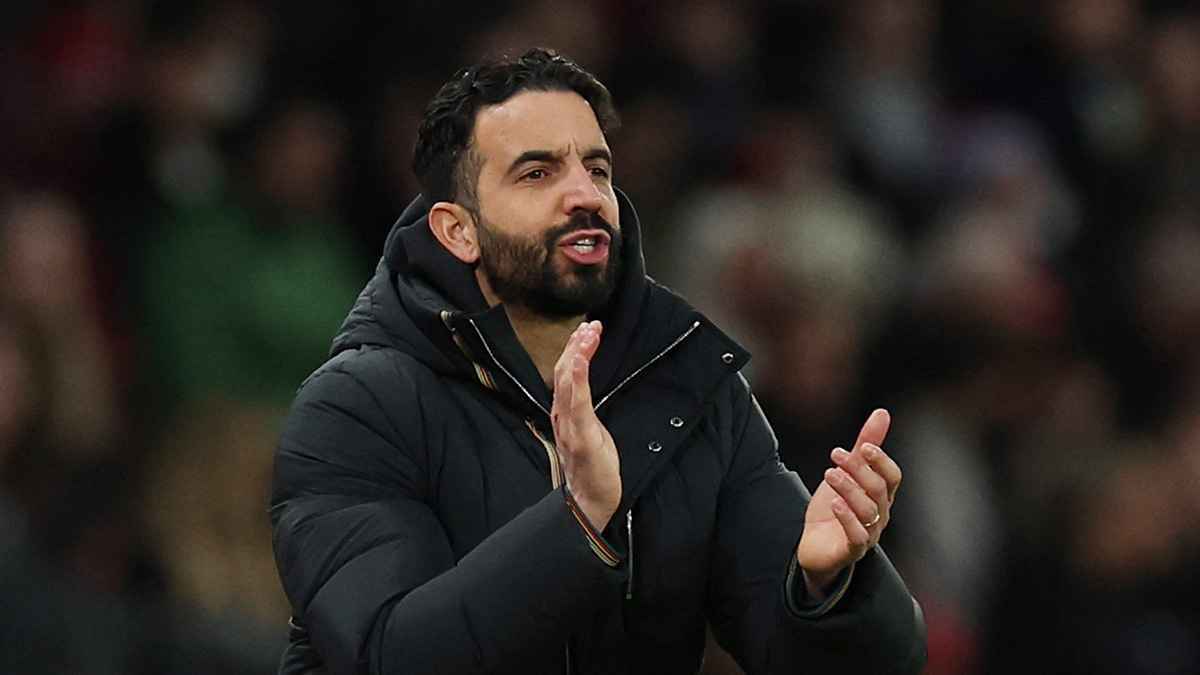 "أشفقت على من غادروا الملعب".. تعليق مثير لأموريم بعد تأهل مانشستر يونايتد