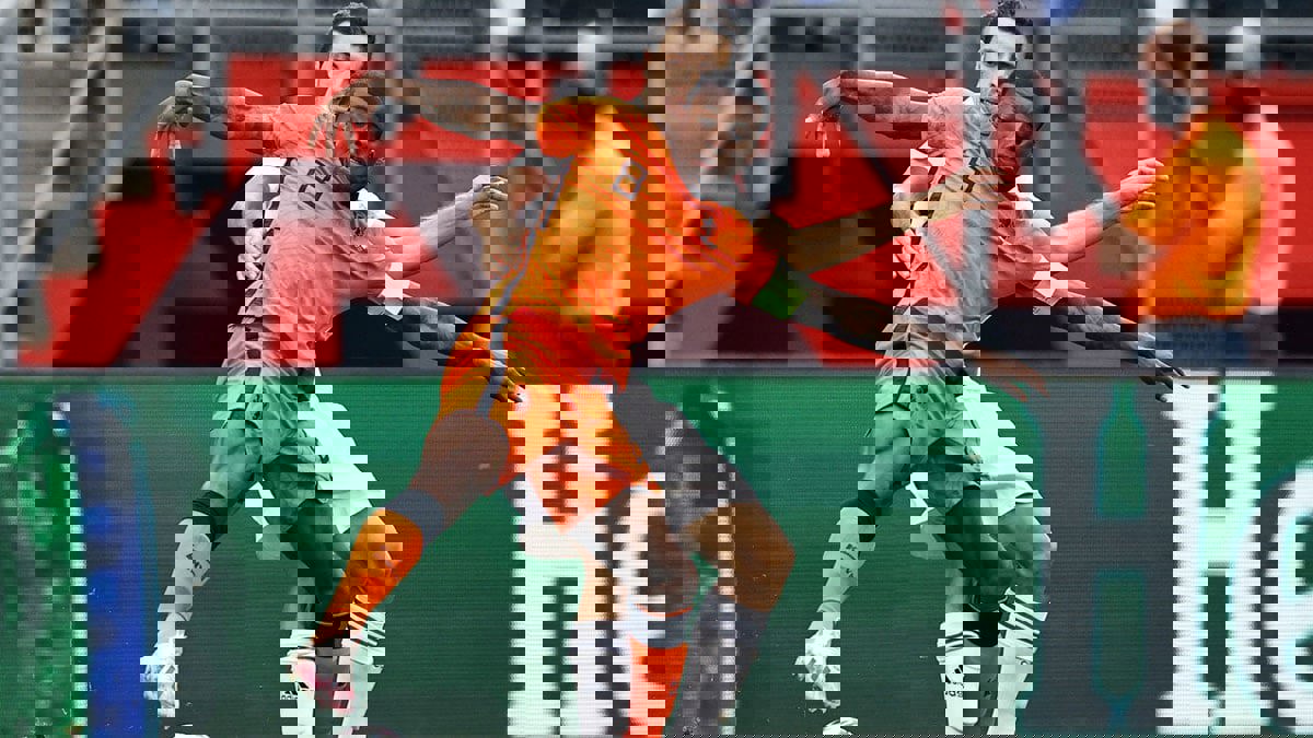 فينالدوم يكشف سر تفضيله باريس سان جيرمان على برشلونة