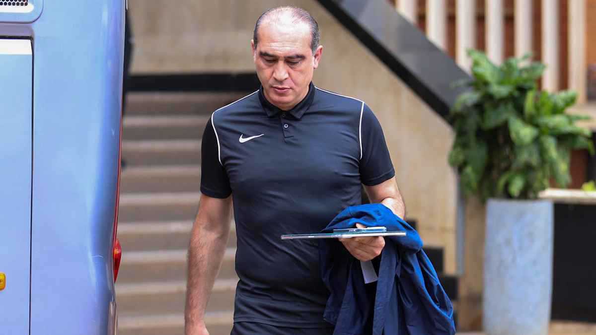 علي ماهر يفجر غضب الأهلي المصري بتصريحات نارية حول التحكيم (فيديو)