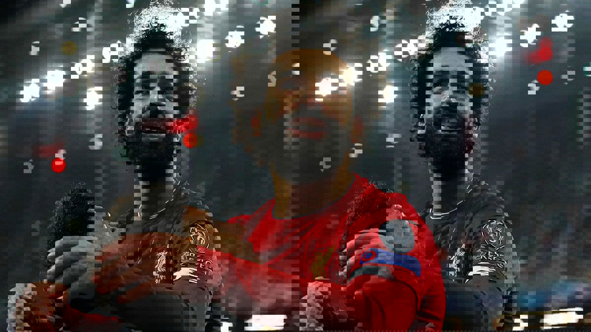 بينهم جزائريان.. تقرير يرشح 6 لاعبين أفارقة لمجاورة محمد صلاح في ليفربول