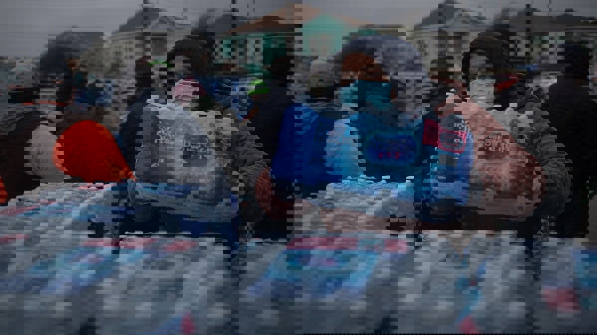 مع نقص الكهرباء والماء.. سكان تكساس يكافحون موجة برد قارس(صور)