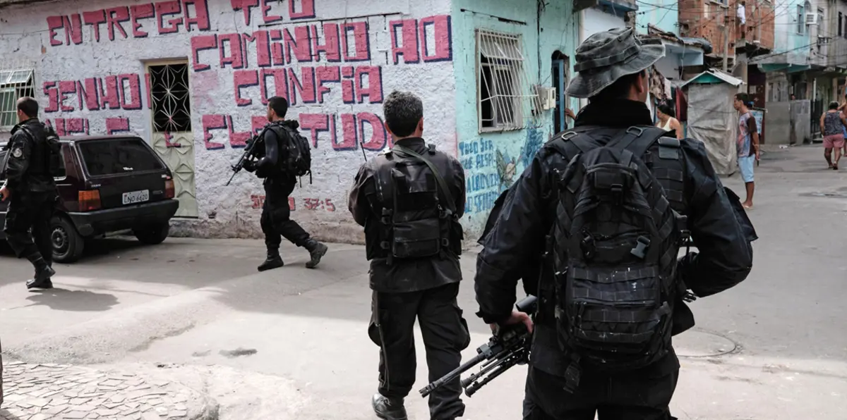 7 قتلى بتبادل لإطلاق النار مع الشرطة في ريو دي جانيرو