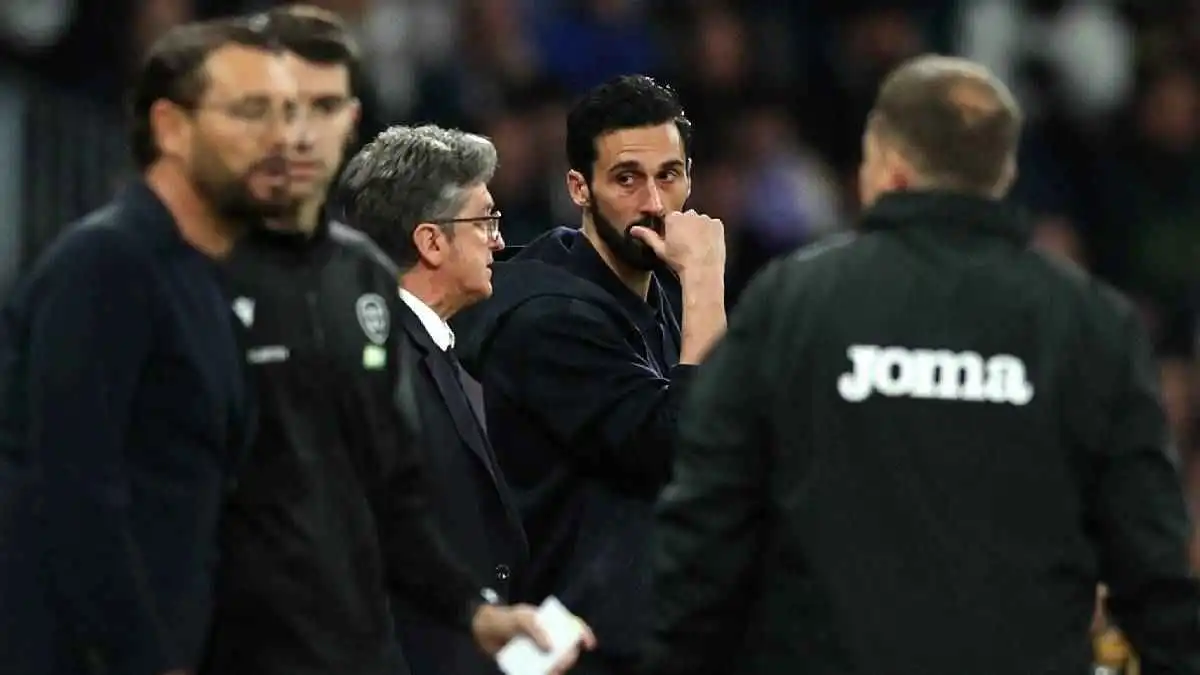 "محكوم عليه بالإقالة".. صحفي إسباني يشعل الجدل حول مستقبل أربيلوا