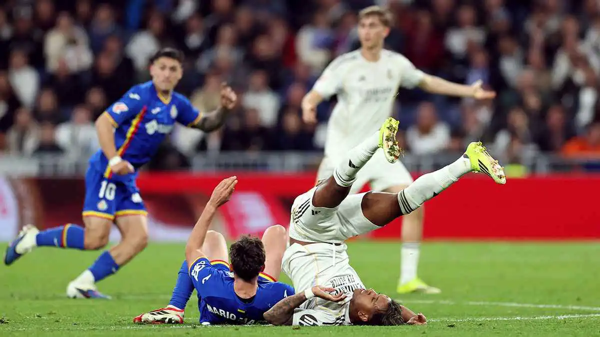 ريال مدريد يتلقى صدمة جديدة بإصابة قوية لنجم الفريق