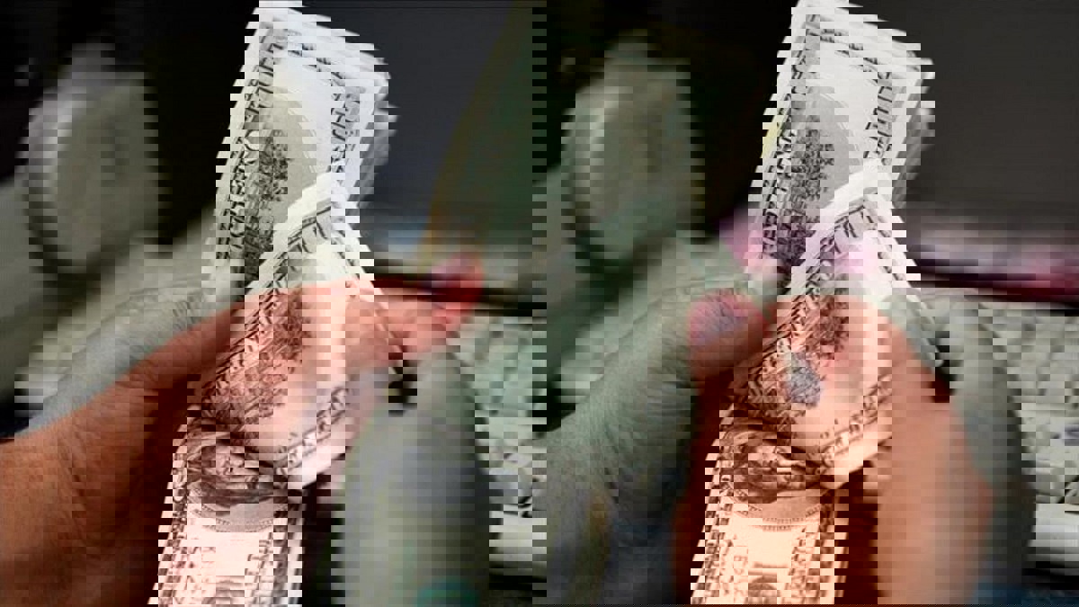 الإمارات والبحرين ترفعان أسعار الفائدة 25نقطة عقب  قرار المركزي الأمريكي