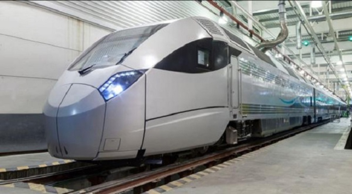 10 كيلومترات تحول دون دخول قطار الشمال الرياض