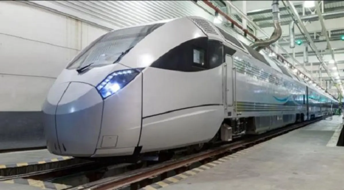 10 كيلومترات تحول دون دخول قطار الشمال الرياض