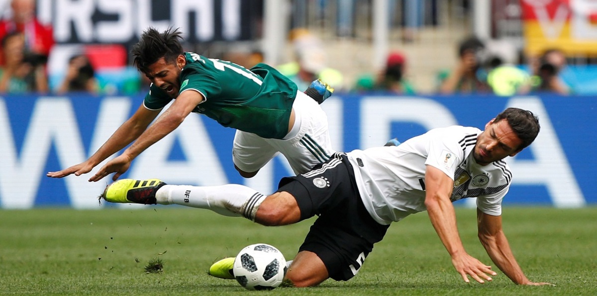 مباراة ألمانيا والمكسيك.. ماتس هوملز ينتقد طريقة لعب المانشافت