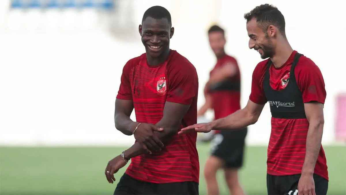 يريد الزمالك.. نجم الأهلي يرفض تجديد عقده مع النادي (فيديو)