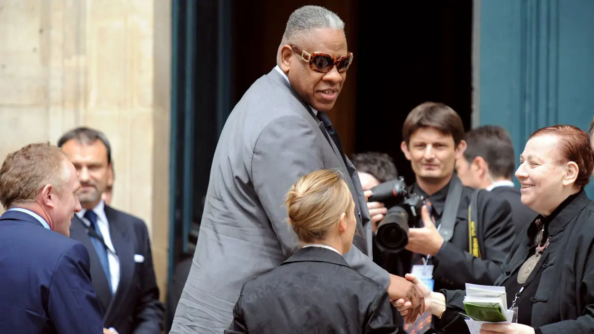 عالم الموضة يودع الصحافي "أندريه ليون تالي"