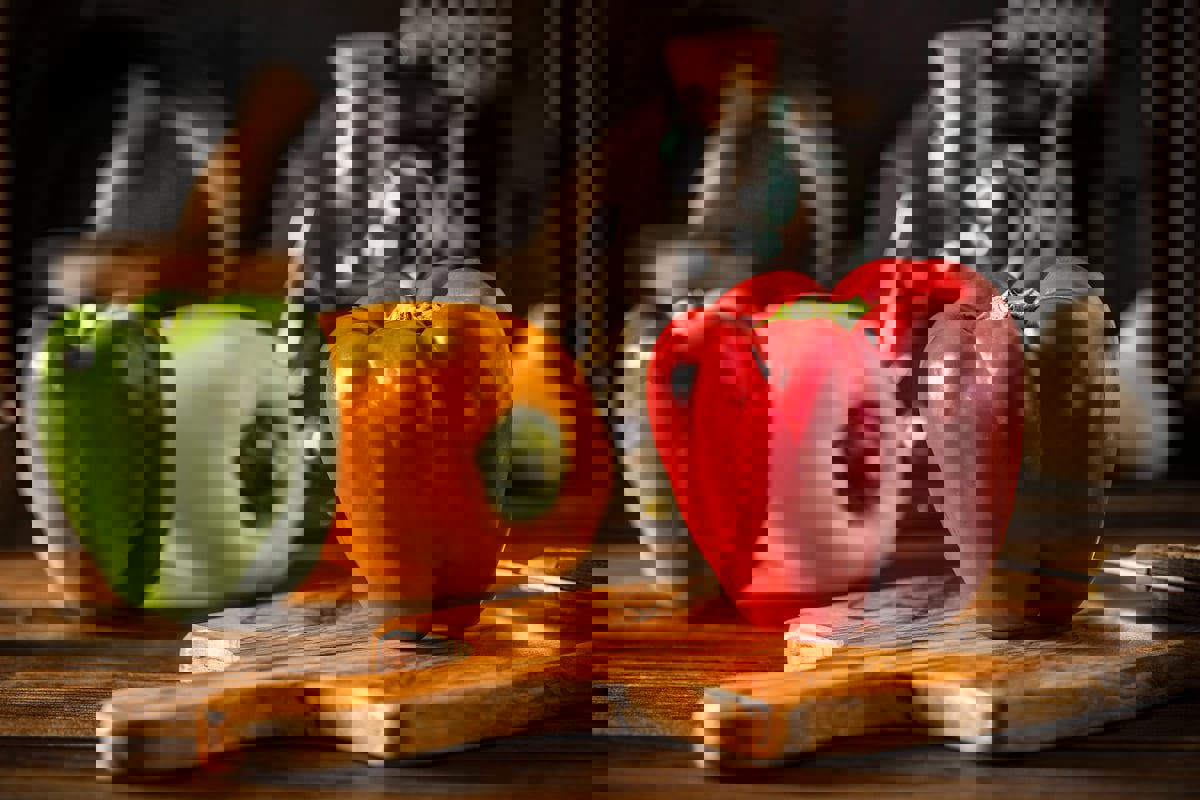 أي ألوان الفلفل الحلو أكثر نفعا لصحتك؟