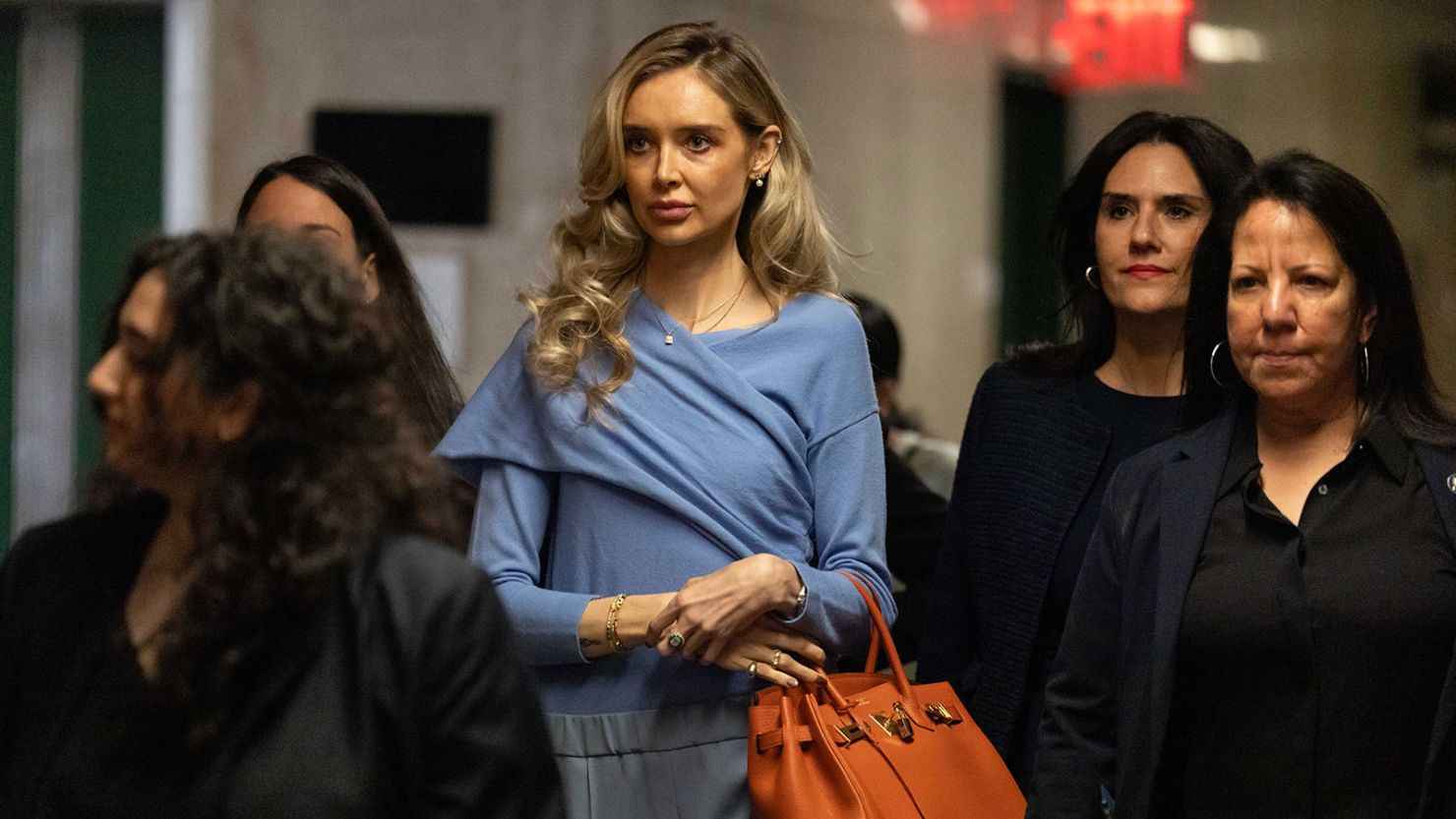 كايا سوكولا تشهد ضد هارفي واينستين في المحكمة