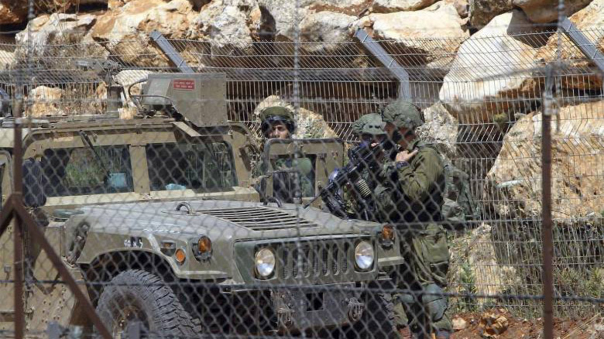 الجيش الإسرائيلي يعتقل شخصًا عبر الحدود اللبنانية