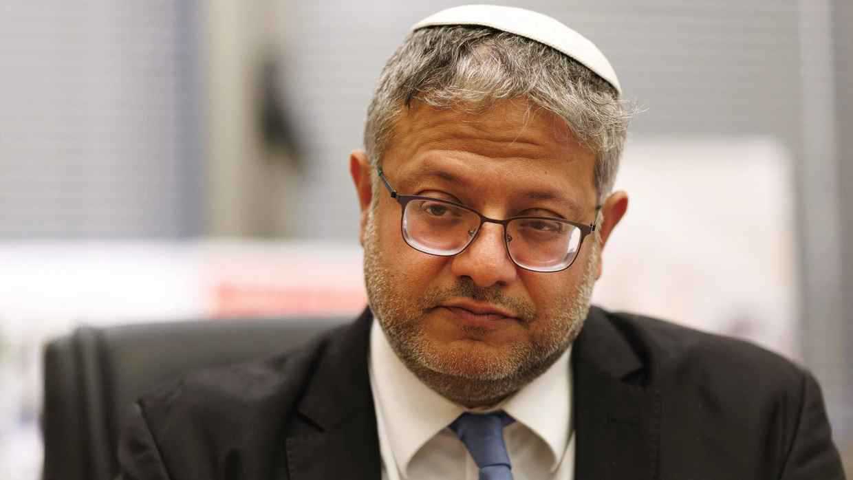 بن غفير يطالب بترحيل أسرى مفرج عنهم ضمن صفقة التبادل إلى الخارج