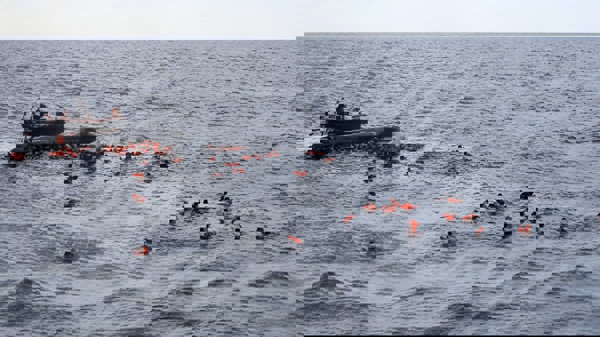 فقدان ‭ ‬73مهاجرا بعد تحطم قارب قبالة السواحل الليبية