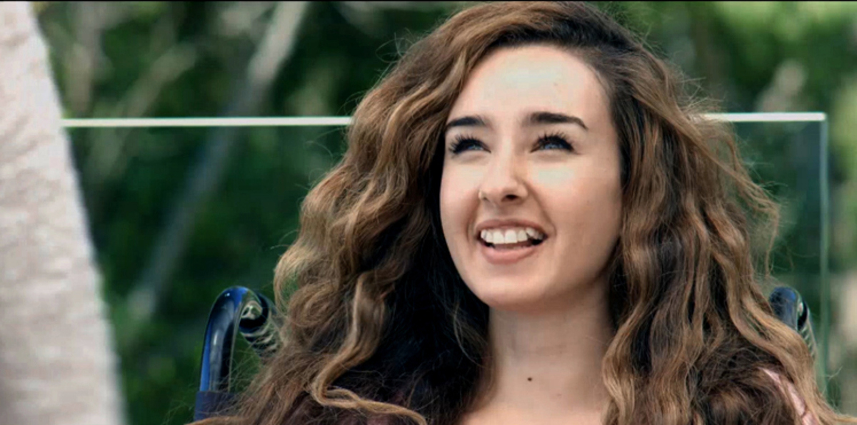 هنا الزاهد تثير مواقع التواصل الاجتماعي بعملية تجميل جديدة