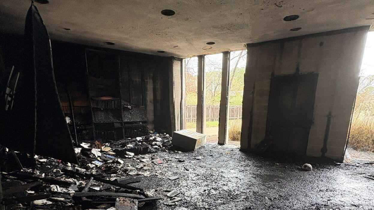 "عمل بغيض معاد للسامية".. إدارة ترامب تعلق على حريق كنيس في ميسيسيبي