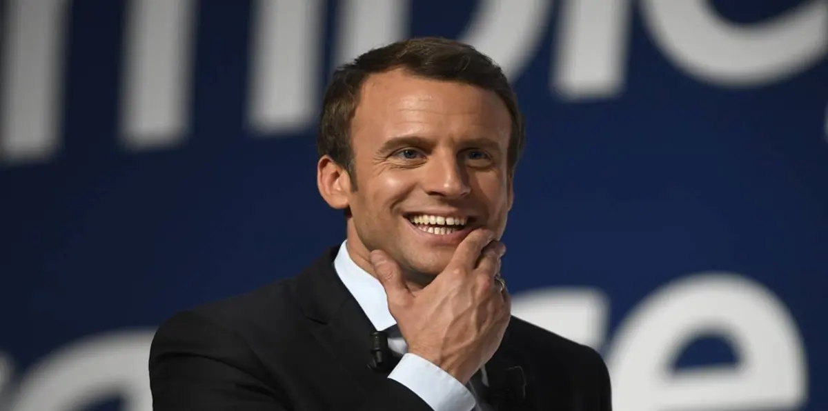 انخفاض شعبية الرئيس الفرنسي إيمانويل ماكرون 25%