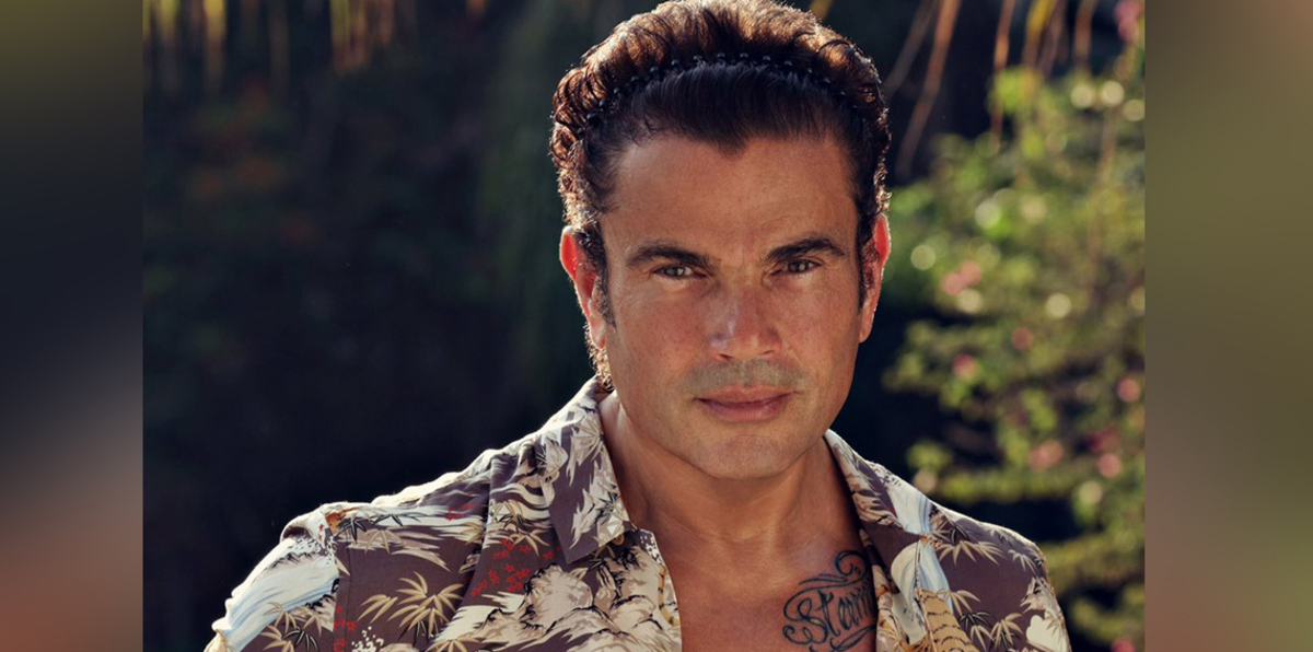 مسؤول إسرائيلي يحرج عمرو دياب بسبب "معدي الناس"