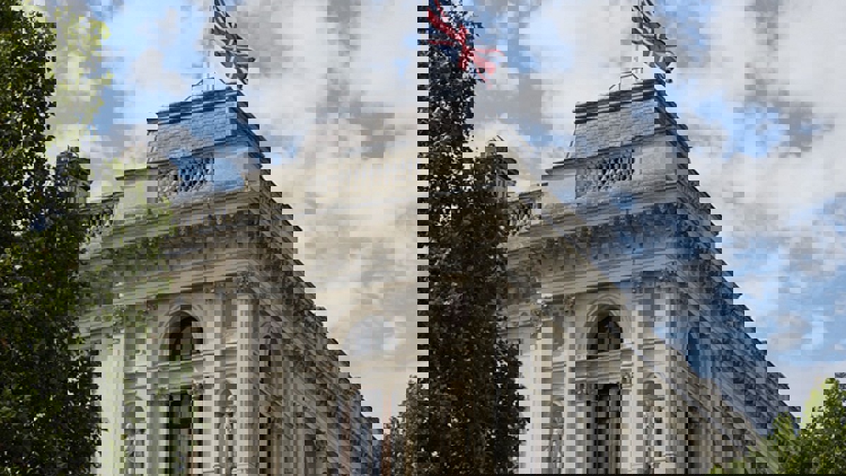 بريطانيا تحقق بتسريبات لسفيرها في واشنطن وصف فيها ترامب بـ"عديم الكفاءة"