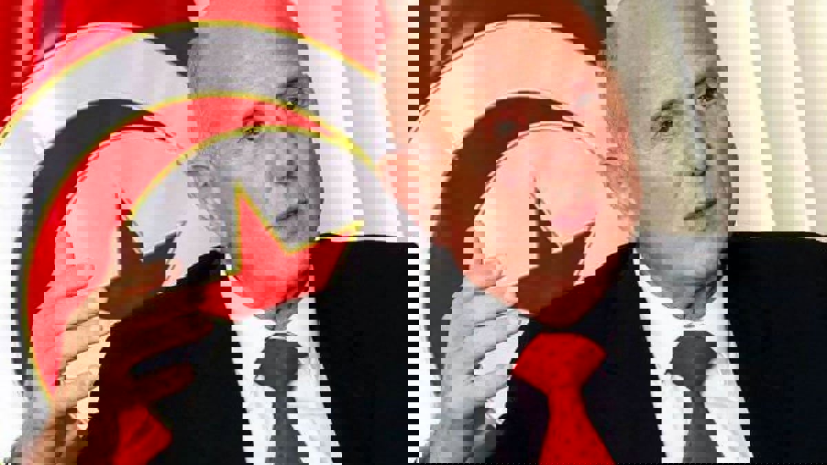 سياسي تونسي يقترح نظام حكم رئاسيا ينقذ مؤسسات الدولة من الشلل (فيديو)