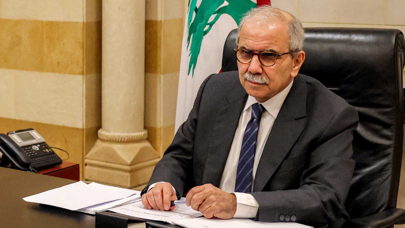 نواف سلام: أرحب بانطلاق عملية تسليم السلاح الفلسطيني