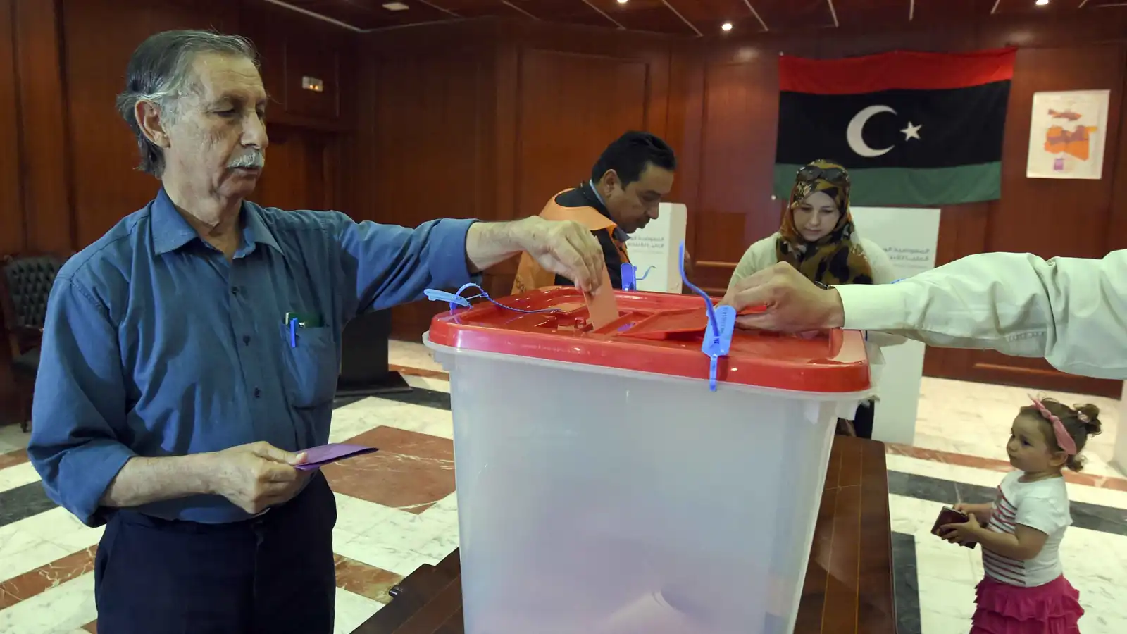 التمويل والتأمين.. مفوضية الانتخابات الليبية تحدد شروط إجراء "الرئاسية"