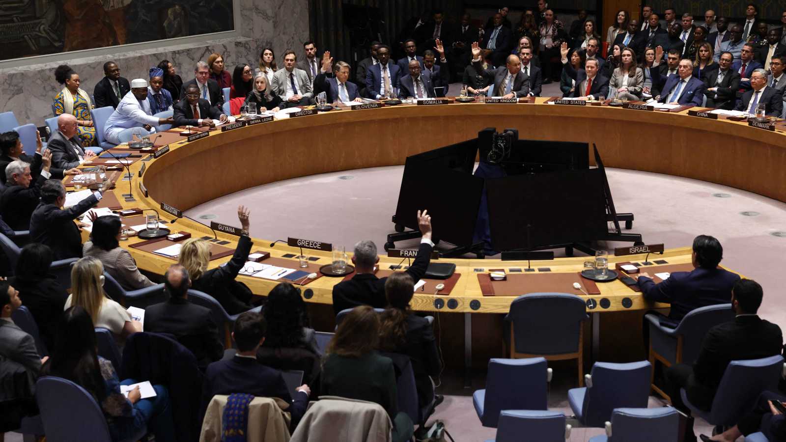 "يوم حزين لمجلس الأمن".. روسيا تنتقد إقرار خطة ترامب بشأن غزة