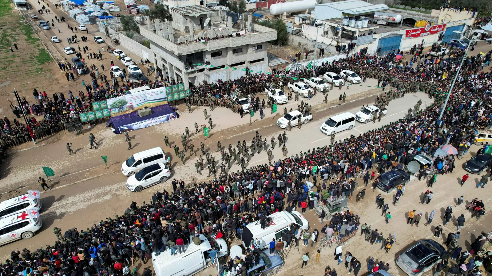 مصر وإسرائيل تتبادلان مسودات "الصفقة الجديدة" بشأن غزة.. ما تفاصيلها؟