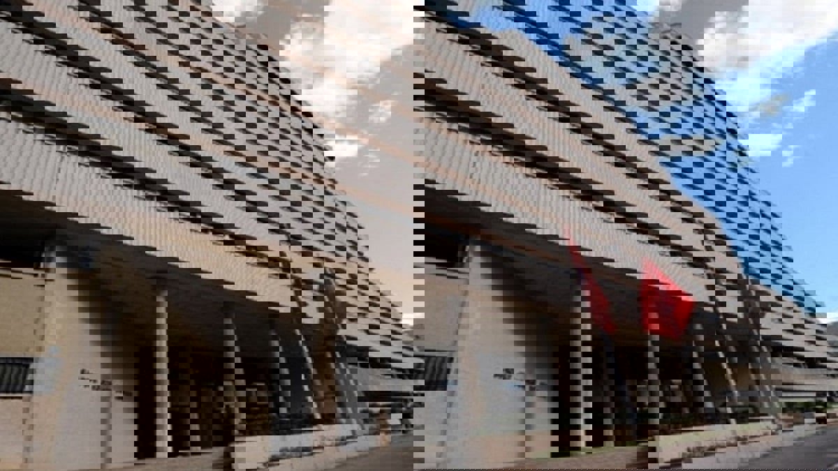 تونس قد تطلب من البنك المركزي شراء سندات للمرة الأولى