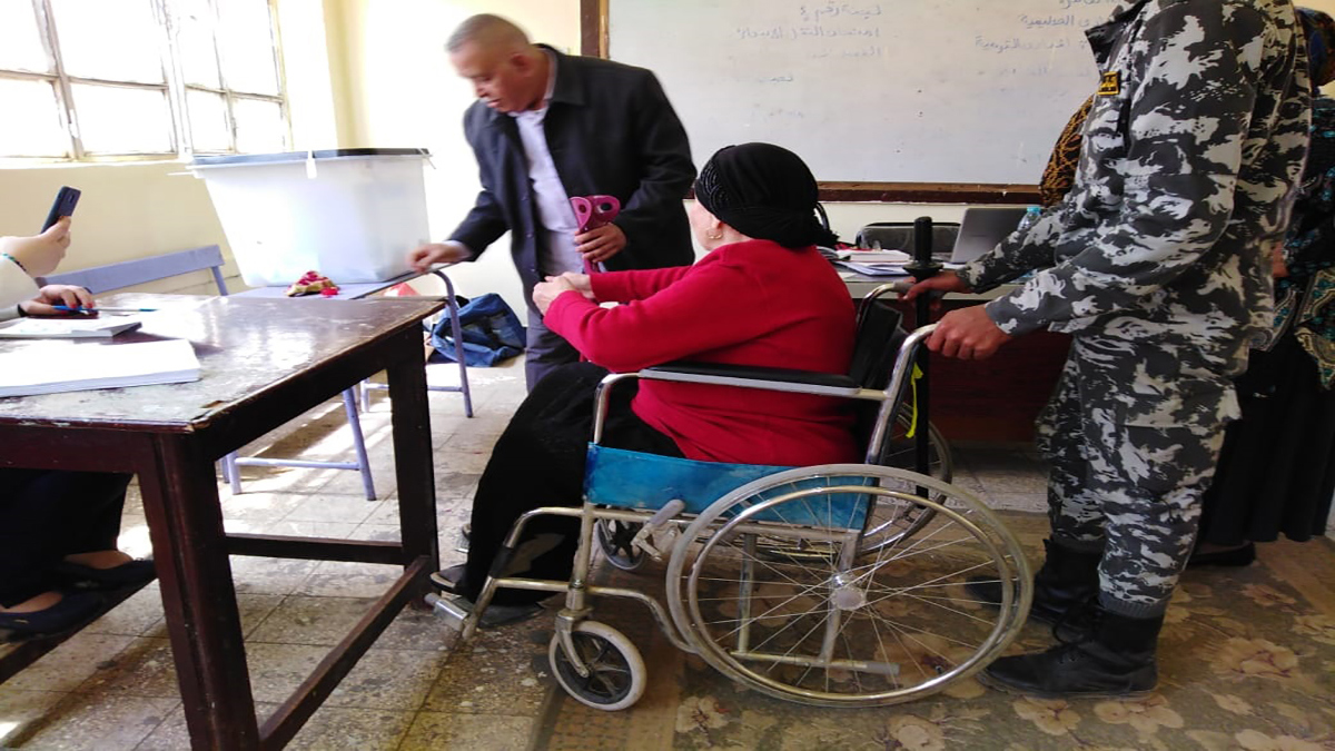 مصر تدعم ذوي الإعاقة ببطاقة "الخدمات المتكاملة"
