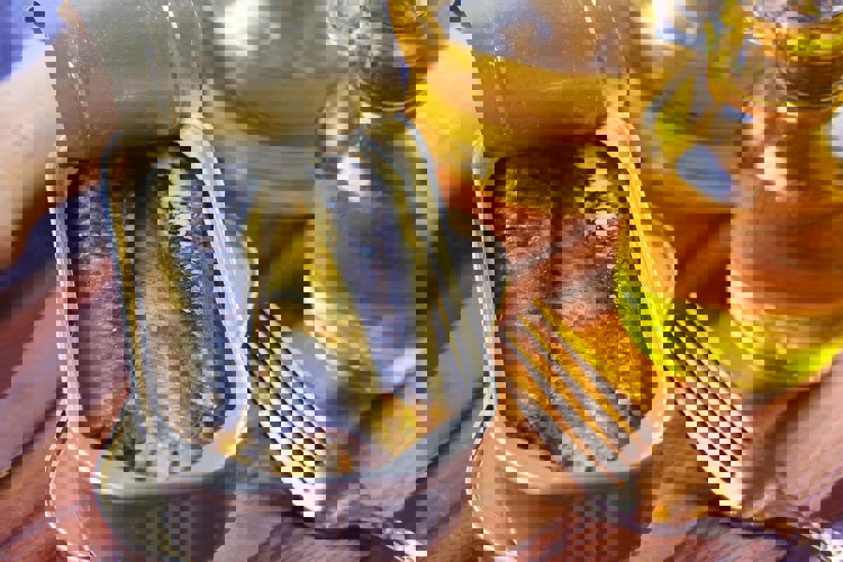 تزايد حالات التسمم الغذائي في فرنسا بسبب سردين معلّب