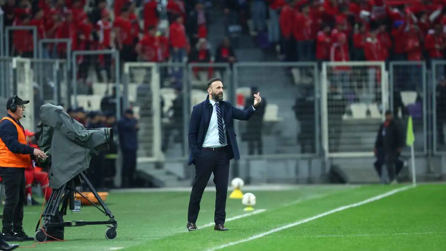 قبل مواجهة الزمالك.. شباب بلوزداد يتخذ أغرب عقوبة ضد المدرب سيد راموفيتش
