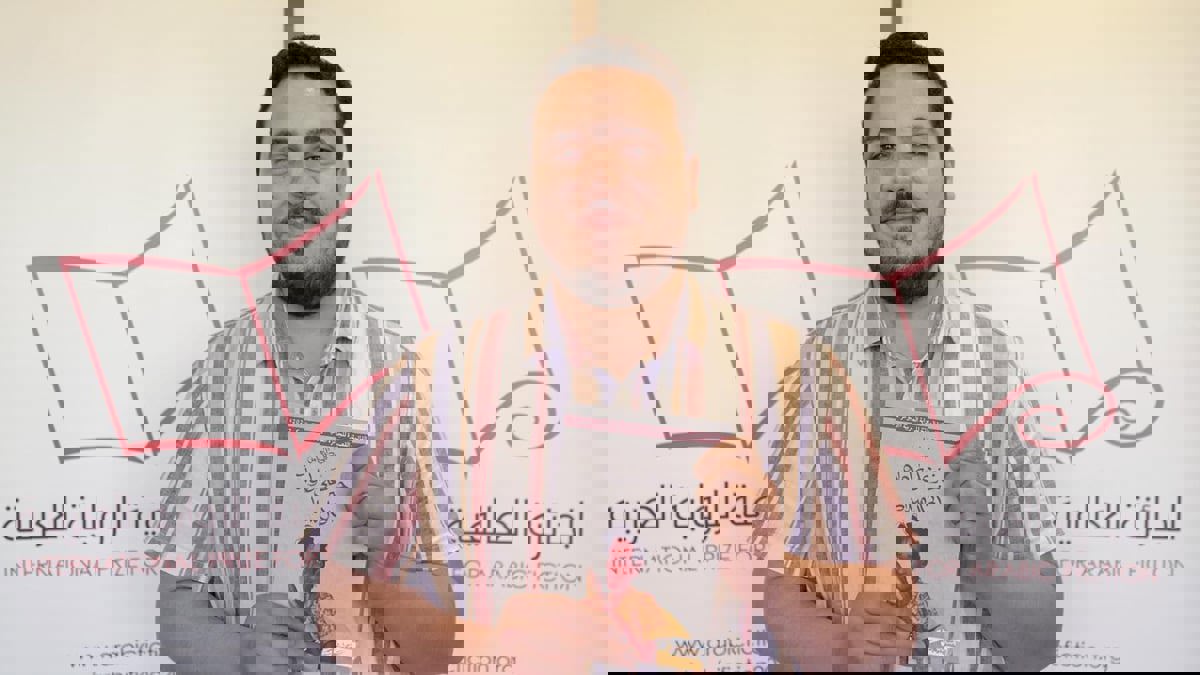 خبز على طاولة الخال ميلاد.. رواية تتحدى المجتمع بمفهومي "الرجل والمرأة"