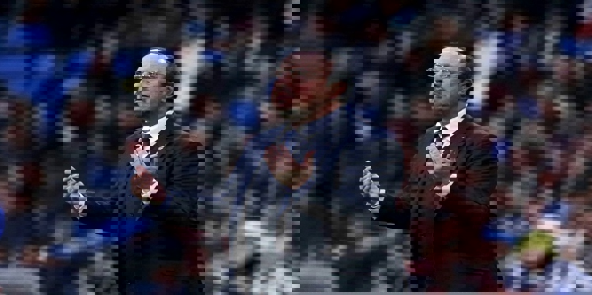 بنيتيز يتهم لاعبي ريال مدريد بالتخاذل قبل مواجهة فالنسيا