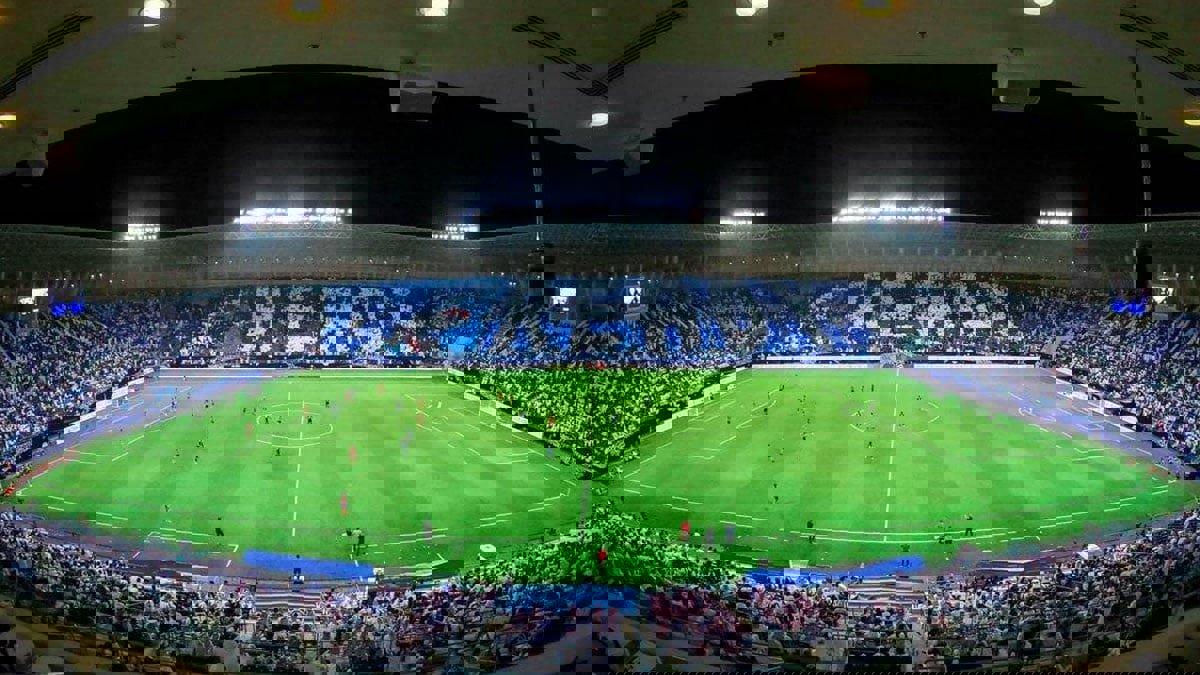 هل يحق لرئيس نادي النصر السعودي اللجوء للقضاء بسبب أزمة ملعب جامعة الملك سعود؟