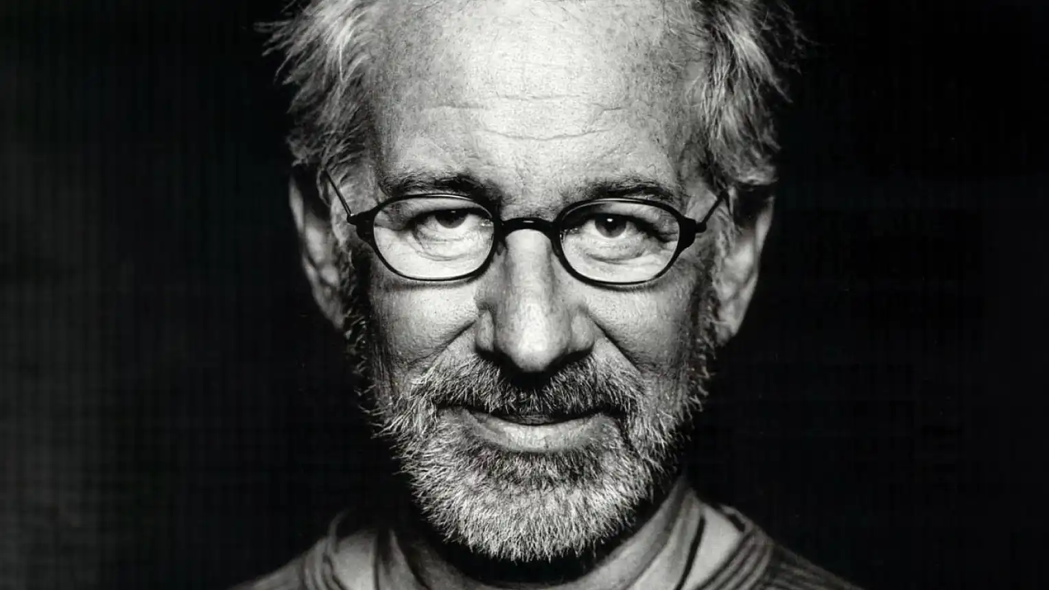 بعد اختياره أغنى مخرج في العالم.. سبيلبرغ يطرح أحدث أفلامه (فيديو)