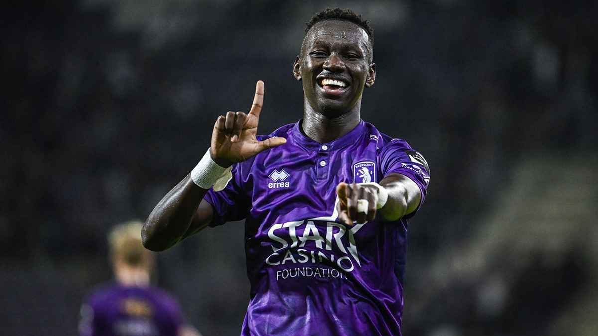 اهتمام توتنهام بالسعودي مروان الصحفي.. هذه القصة كاملة