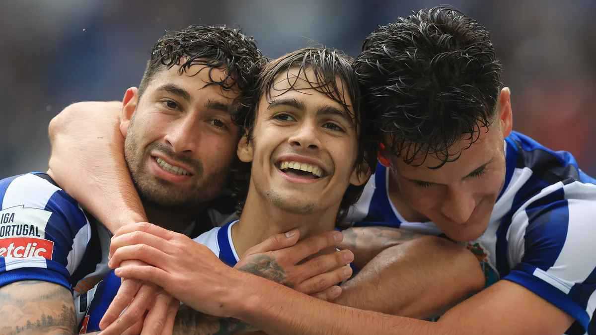 الاتحاد السعودي يفرط في جوهرة بورتو