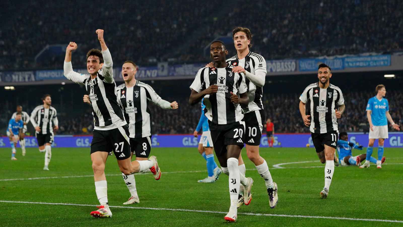 نجم باريس سان جيرمان السابق يحقق رقمًا تاريخيًّا مع يوفنتوس