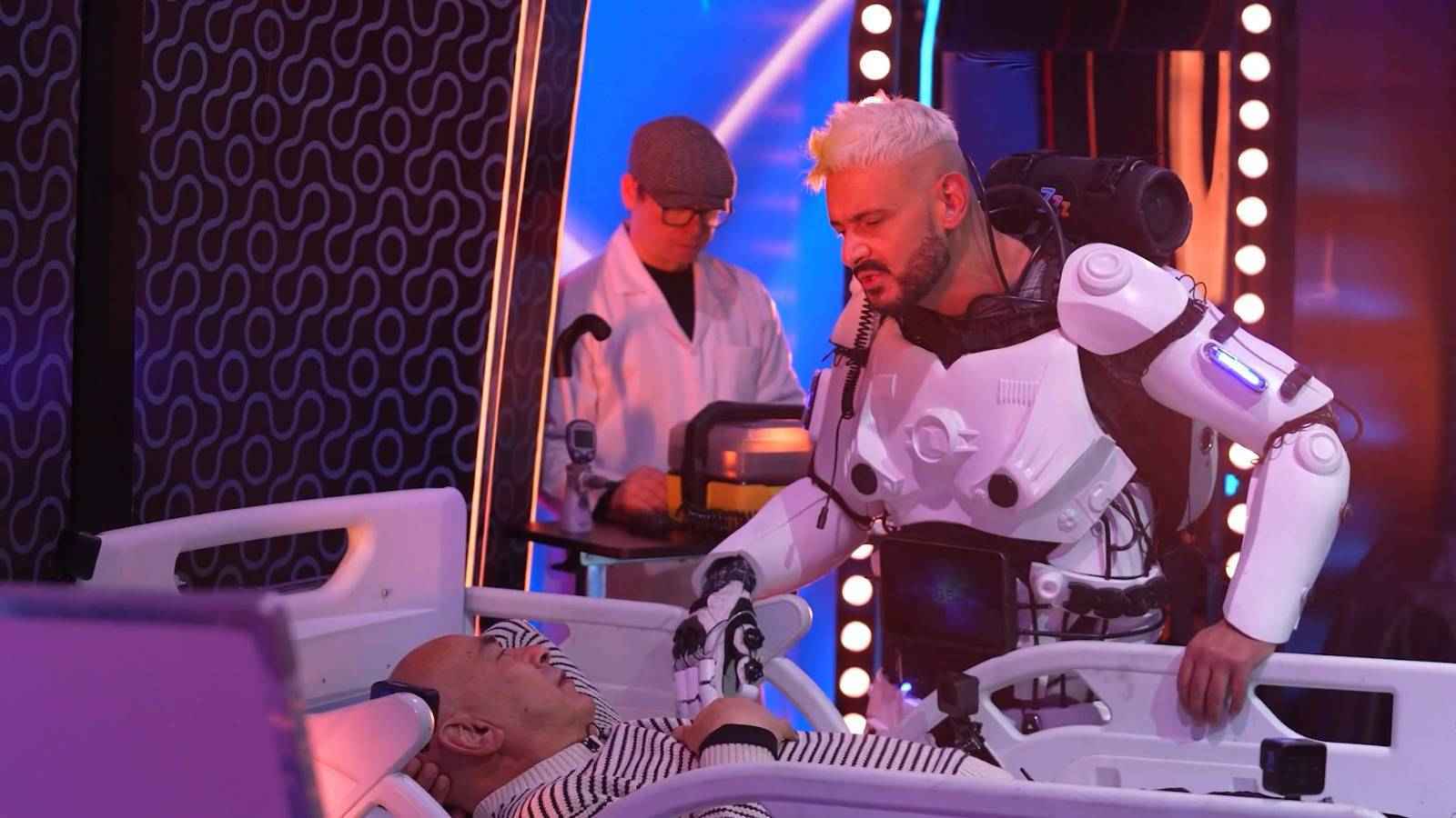 نصح زيزو بالأهلي.. حسام حسن يثير جدلا واسعا مع رامز جلال