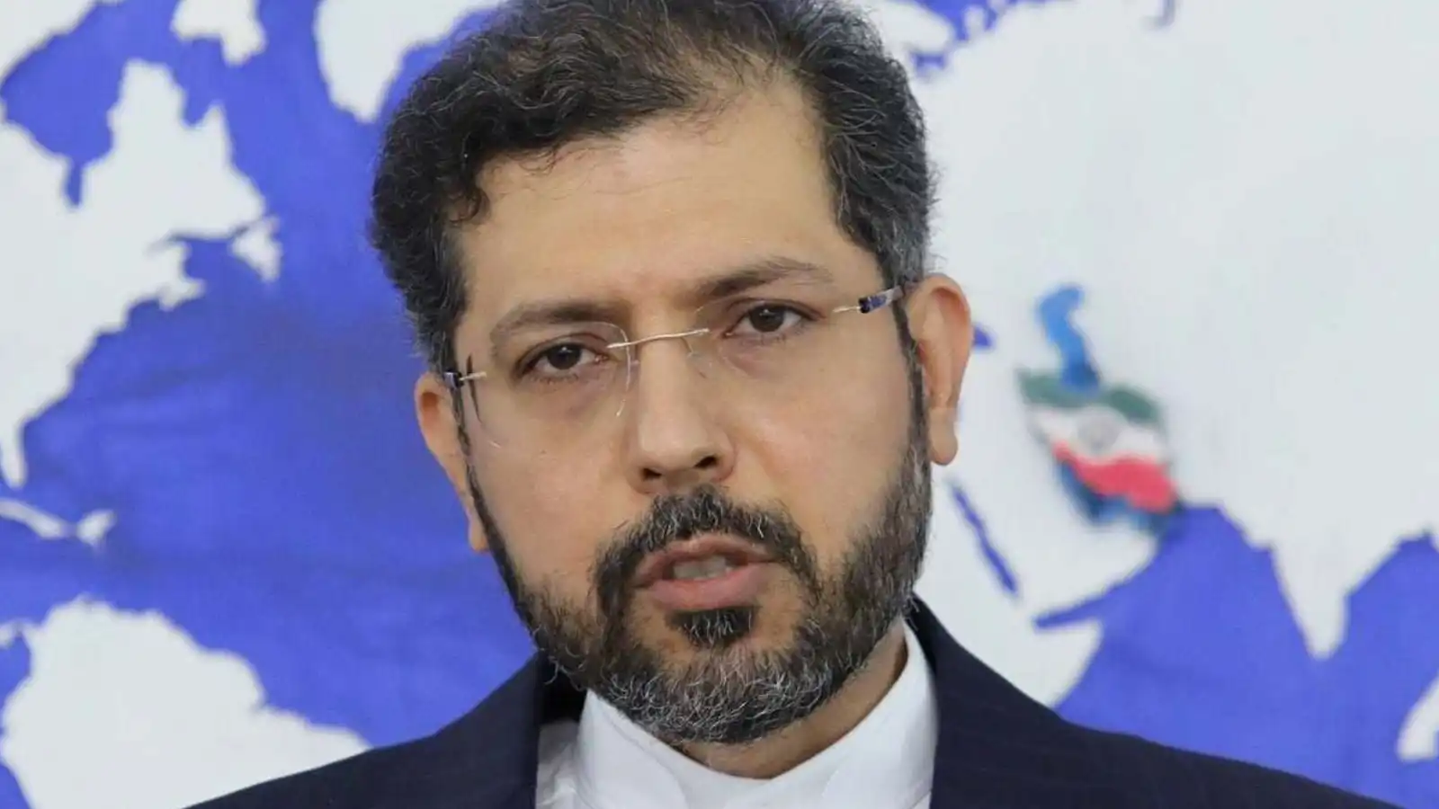 إيران: لم نطرد مفتشي الوكالة الدولية بل غادروا طوعاً