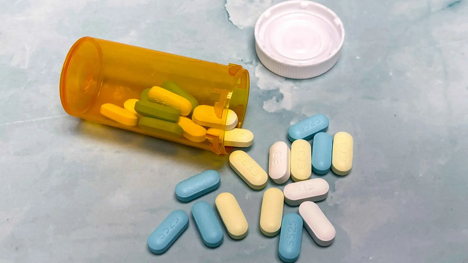 هذه الفاكهة تهدد حياة مرضى الكوليسترول