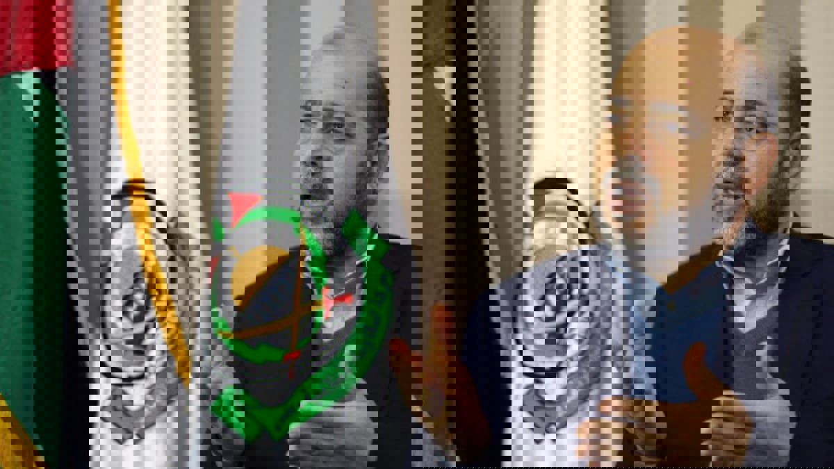 إصابة القيادي في حماس موسى أبو مرزوق و 4 من مرافقيه بكورونا