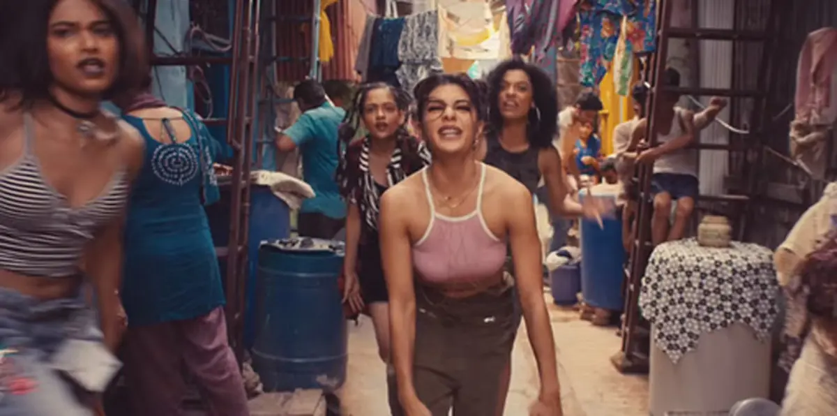 شابات من مختلف الدول يطالبن بحقوقهن على طريقة "سبايس غيرلز"