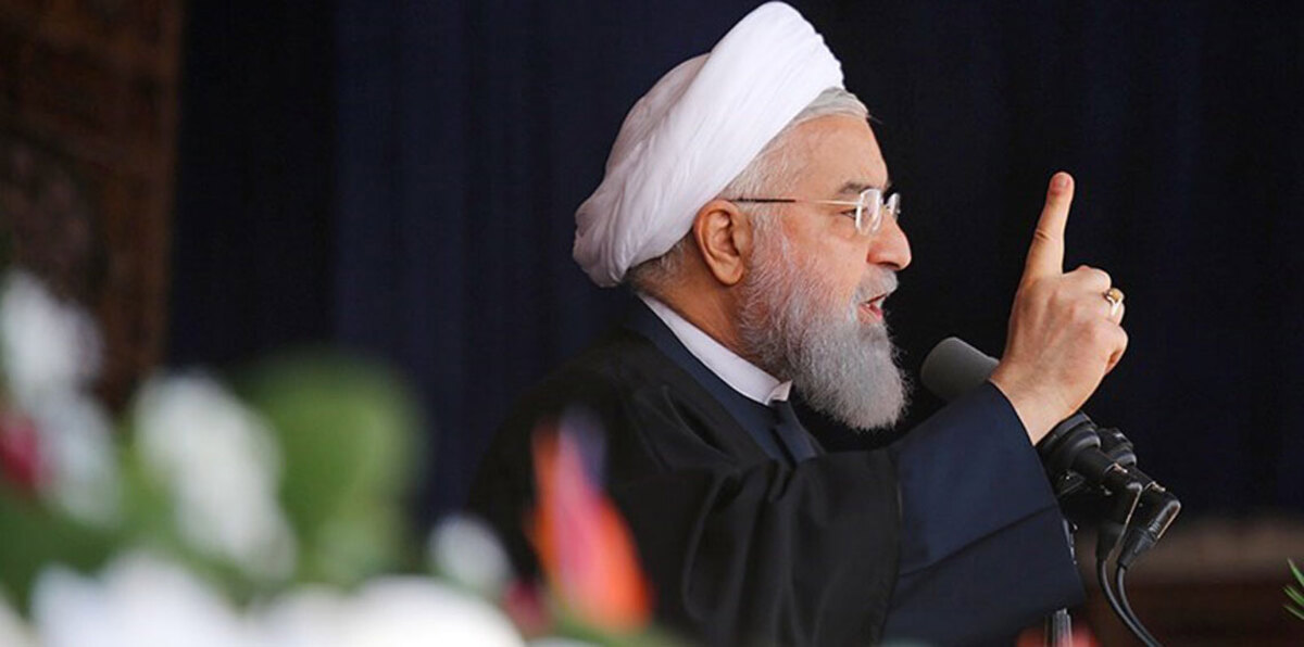 بعد اتهامهم بالفساد قبل أيام.. روحاني "يناقض نفسه" ويشيد بتضحيات الحرس الثوري الإيراني