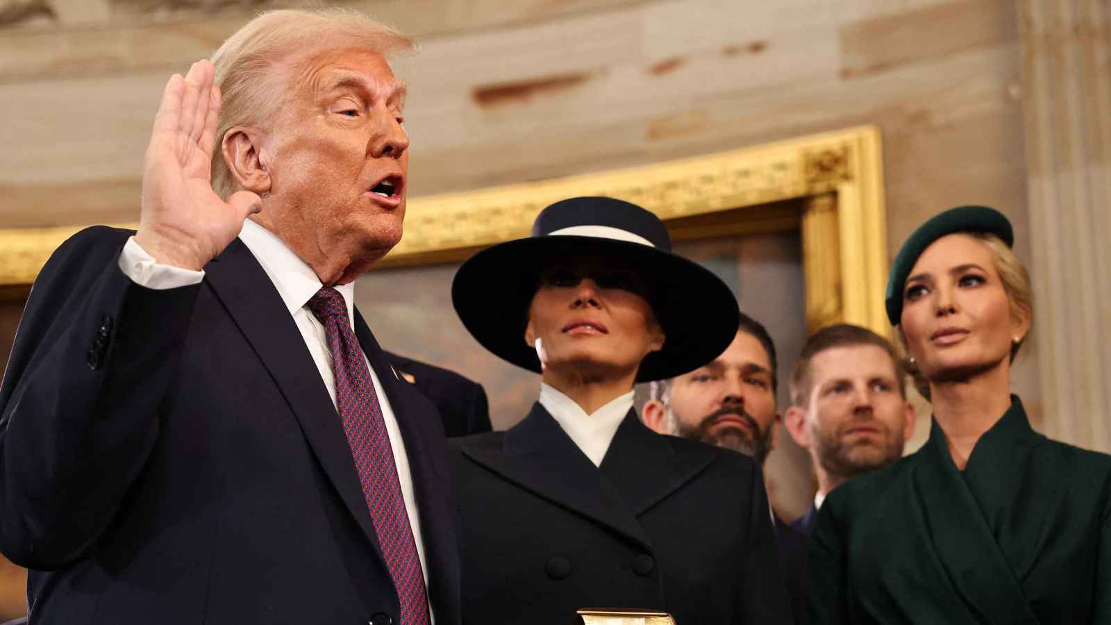 ميلانيا وإيفانكا.. الصراع الخفي داخل عائلة ترامب