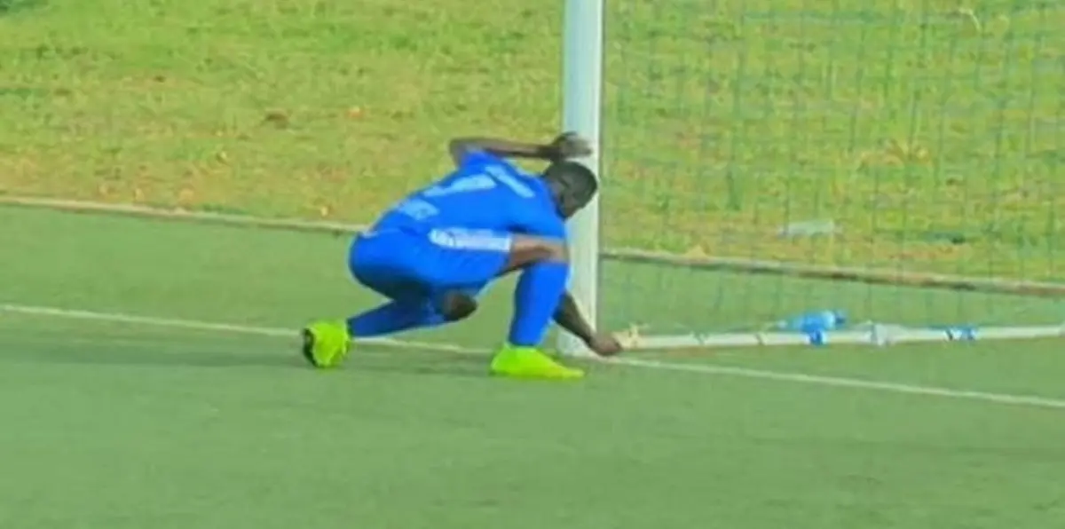 لاعب يستخدم السحر لإحراز هدف في رواندا يثير الجدل (فيديو)