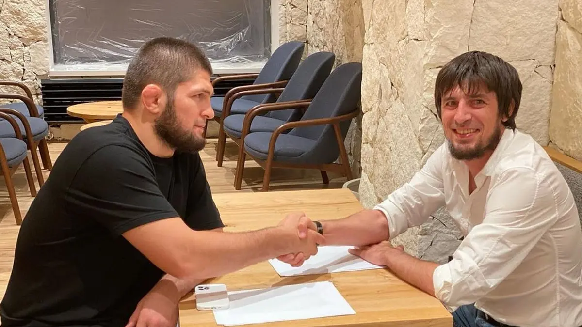 رسميًا.. نورمحمدوف ينضم لفريق كرة قدم روسي