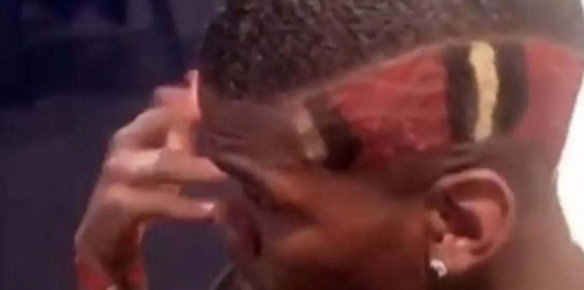 بوغبا يقص شعره كالثعبان (فيديو)